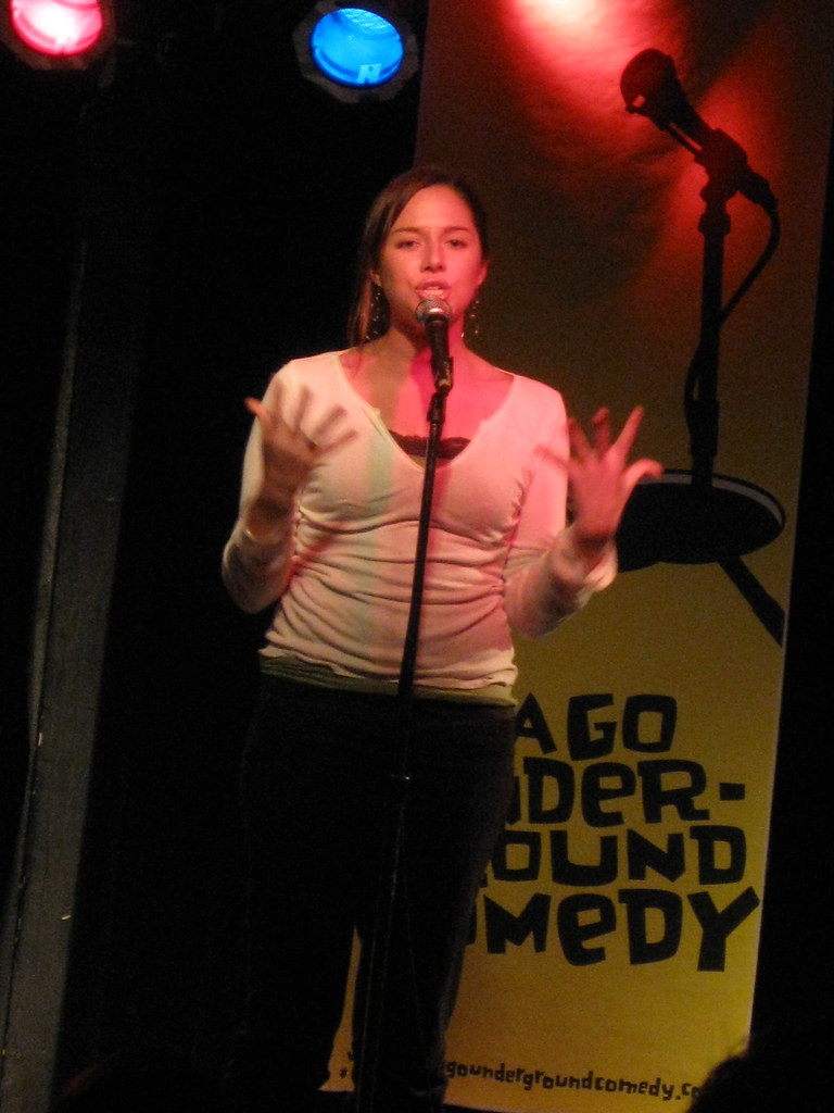 Lauren at Chicago Underground Comedy April 7, 2009 Flickr