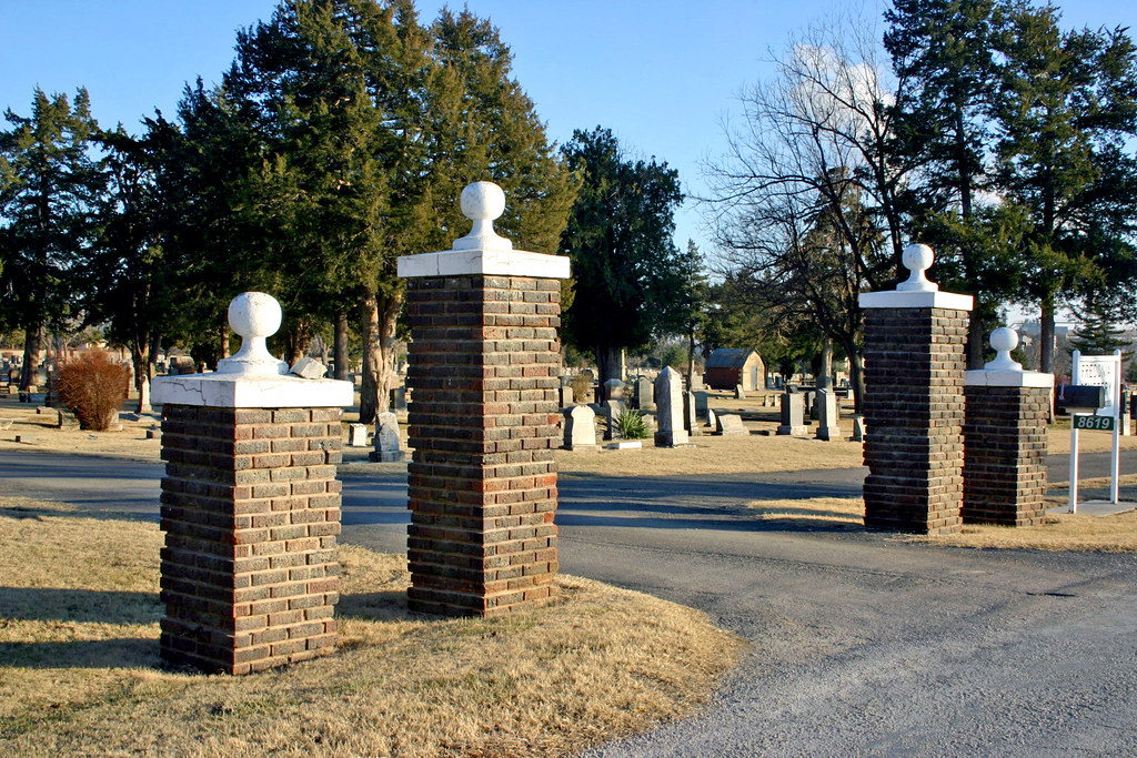 96 Fredonia Cemetery_0086 Al Munger Flickr