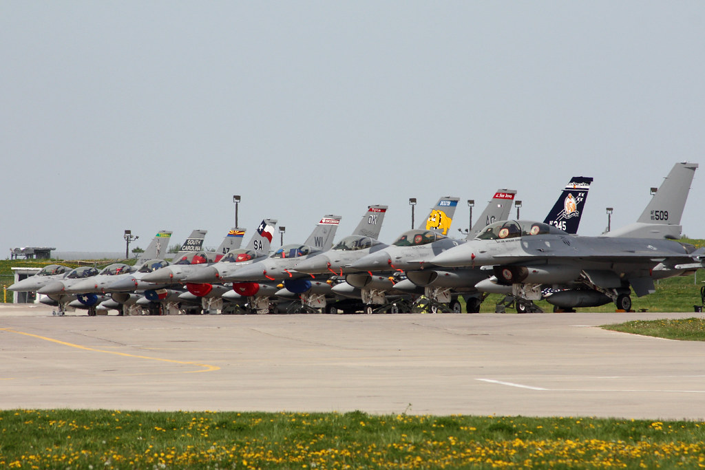 Manager's Meeting Wing Commander aircraft F16's from arou… Flickr