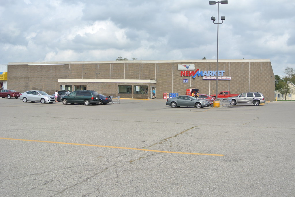 Lances New Market (Former Kroger) Marion IN. gameking3 Flickr