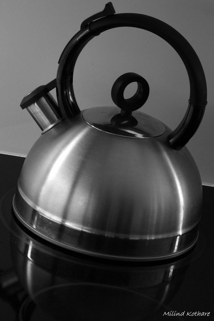 The tea kettle looked so suave D.A.M Macro Photography Mee… Flickr