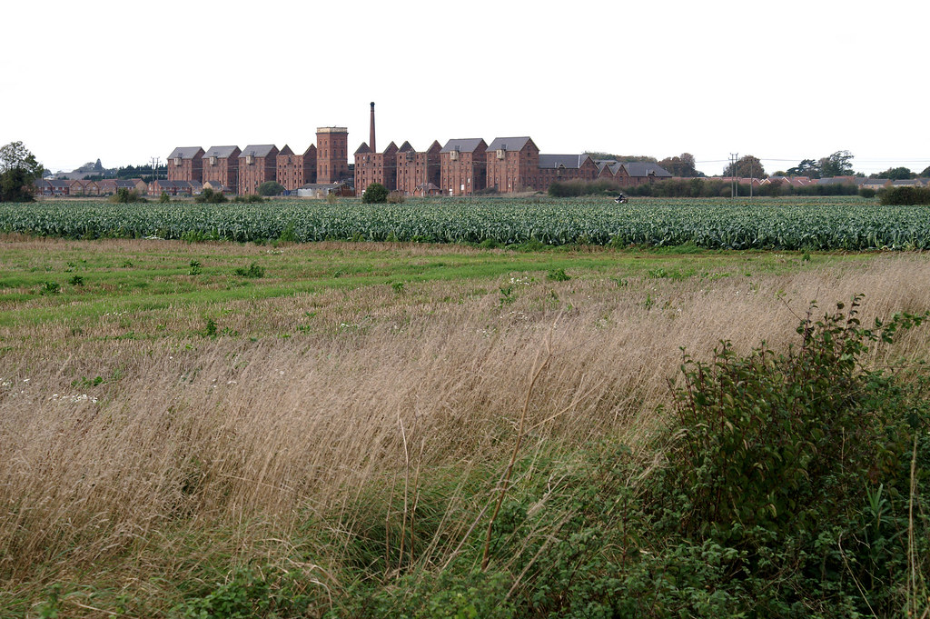 Sleaford Maltings, Lincolnshire From Mareham Lane, 2005 Flickr