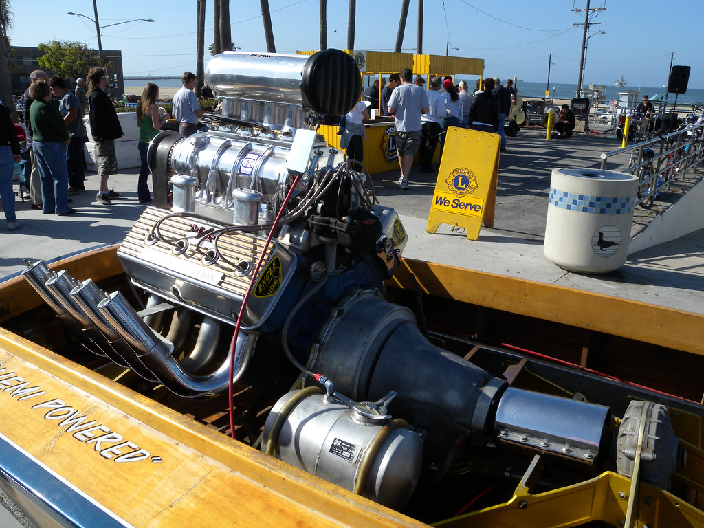 DSCN4955 Blown Fuelinjected Hemi Chrysler Boat 22nd Ann… Flickr
