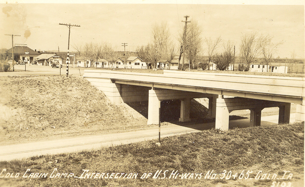 Colo, Iowa, ReedNiland Cabins and Gas Station a photo on Flickriver