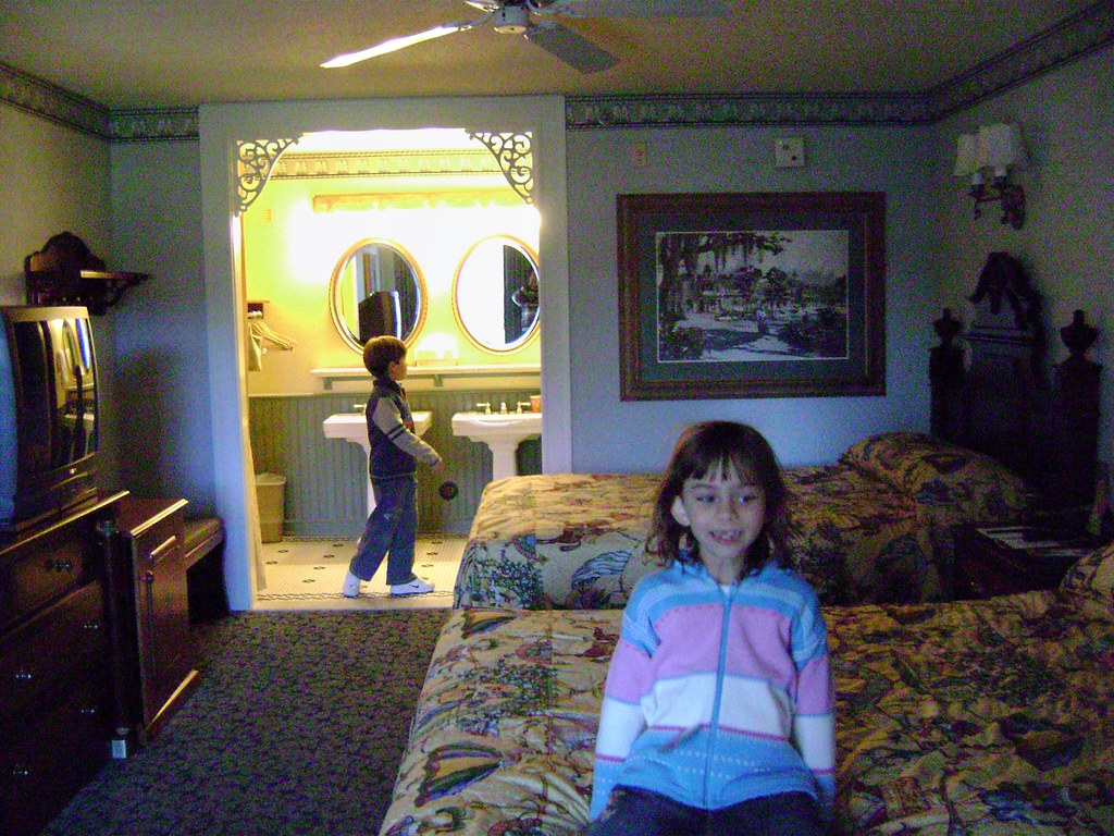 Habitación/Room, Port Orleans French Quarter, Walt Disney … Flickr