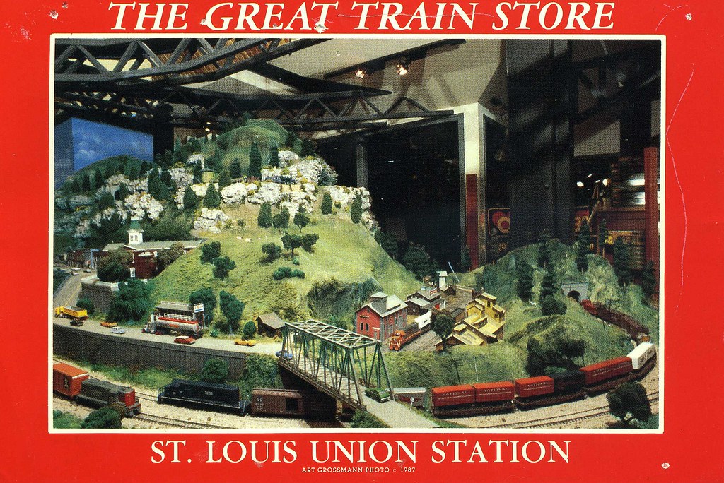 The Great Train Store 1996 Williamsburg, VA www.rollercoas… Flickr