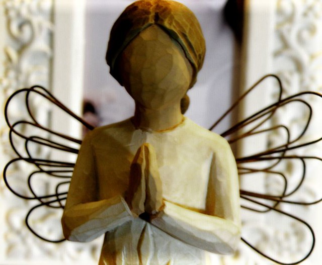 Praying Angel Willow Tree figurine ♥ saj255 ♥ Flickr