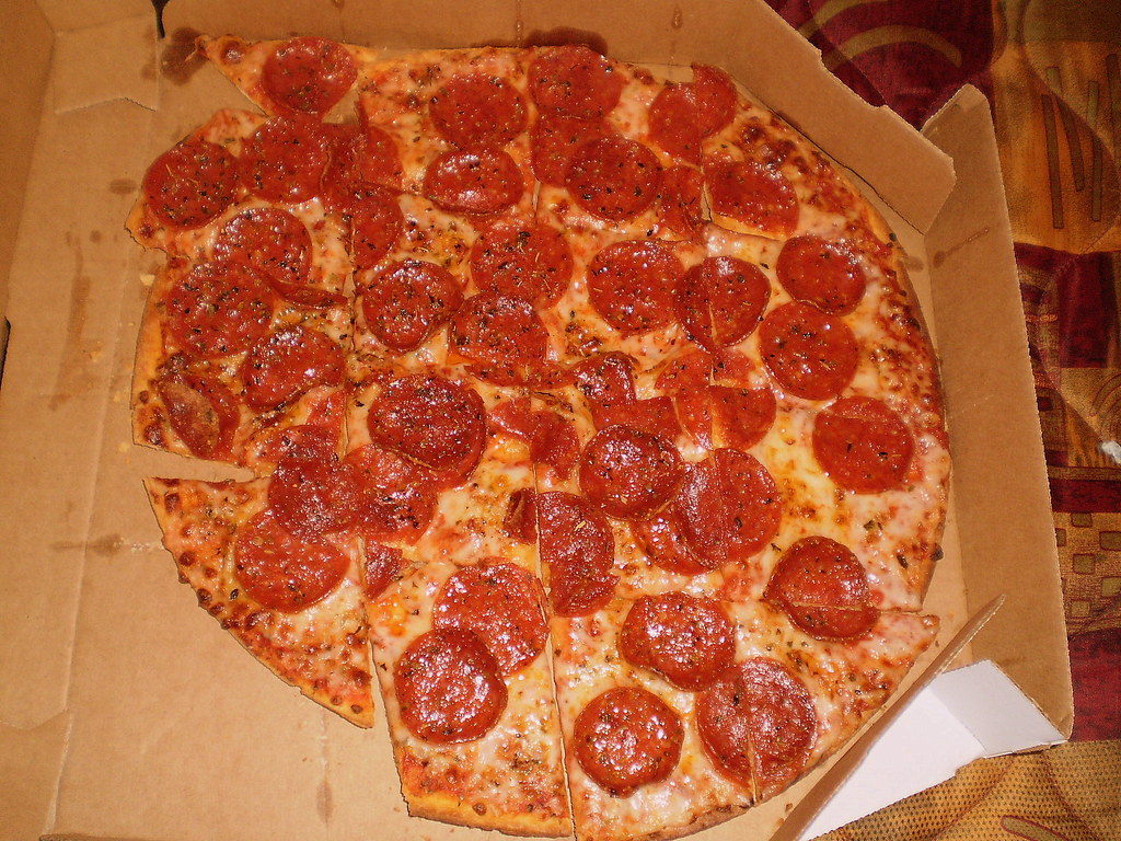Thin Crust Pepperoni Pizza Dominos Poughkeepsie, NY Flickr