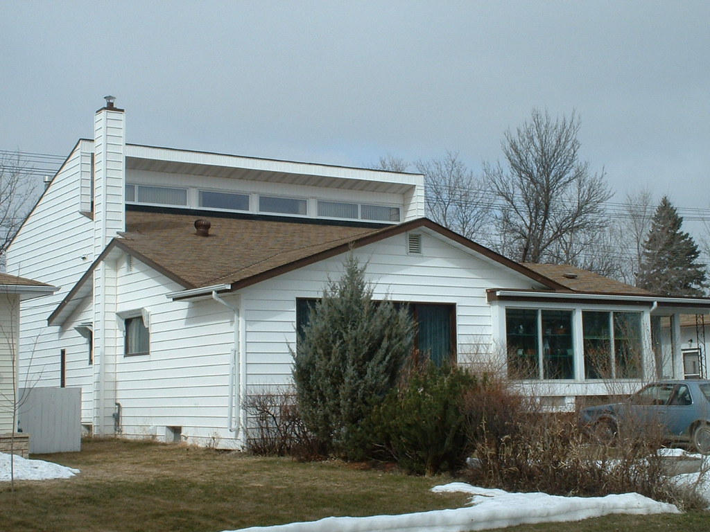 13 Bittersweet Bay_Windsor Park_Winnipeg_Houses for Sale_S… Flickr