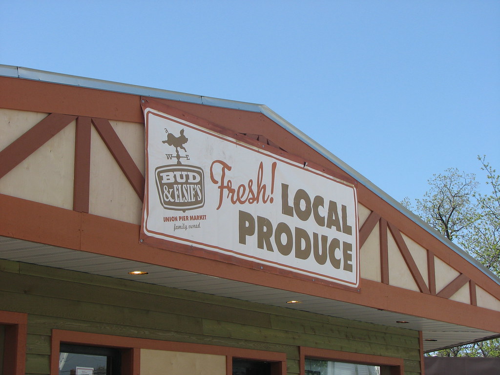 New Buffalo, Michigan Bud and Elsie's Union Pier Market … Flickr