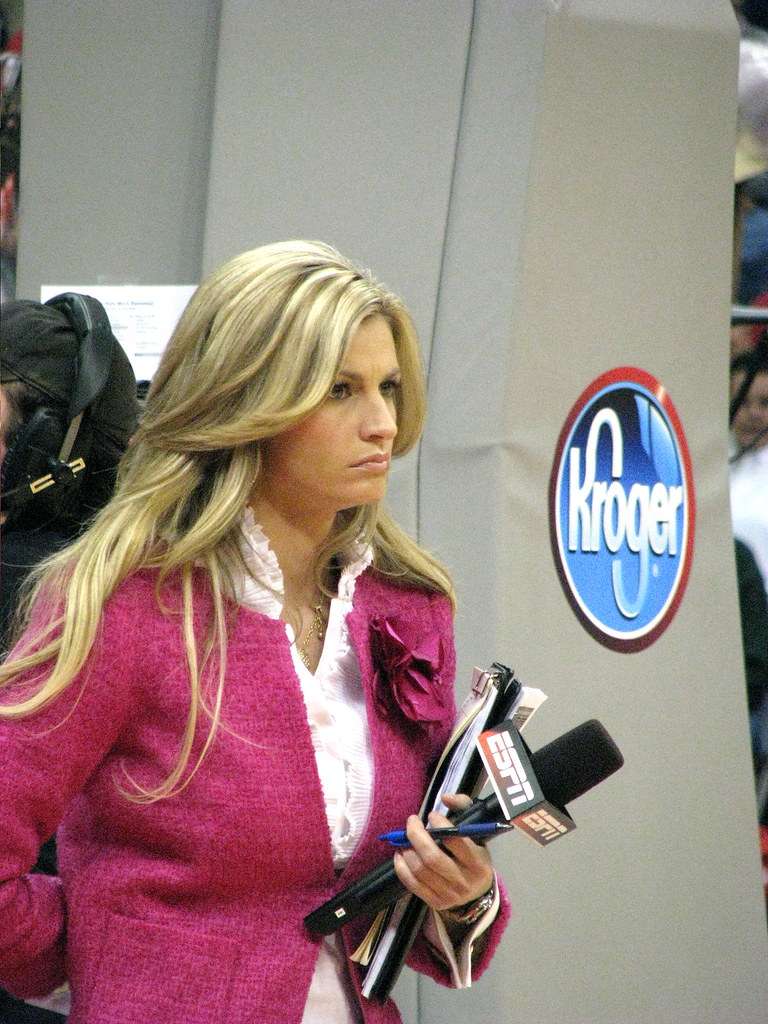 Erin Andrews Erin Andrews, ESPN reporter on the floor at V… Flickr
