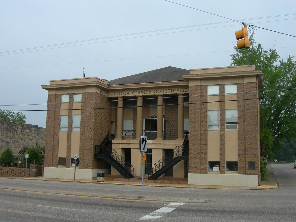 Coosa County Courthouse Rockford, Alabama The courthouse w… Flickr