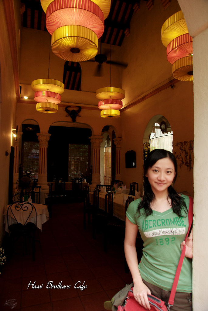DSC03894_Hanoi Brothers Cafe .jpg Taken Date 20081029 1… Flickr