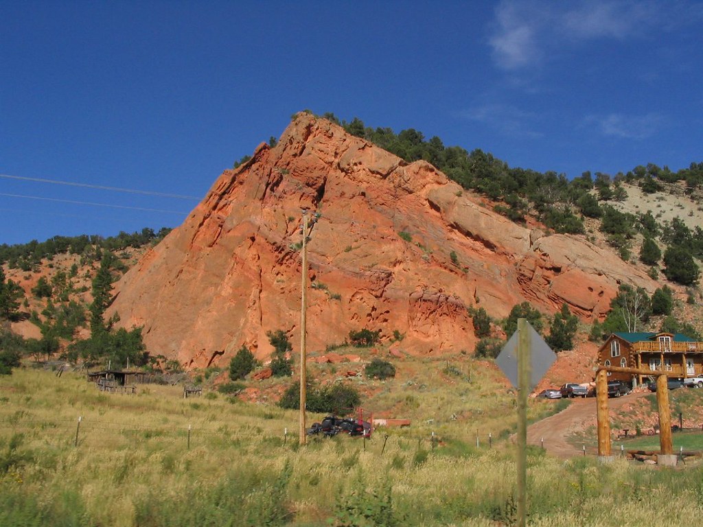 Red Rock Near Hanna, Utah Hanna (also Defas Park) is an un… Flickr