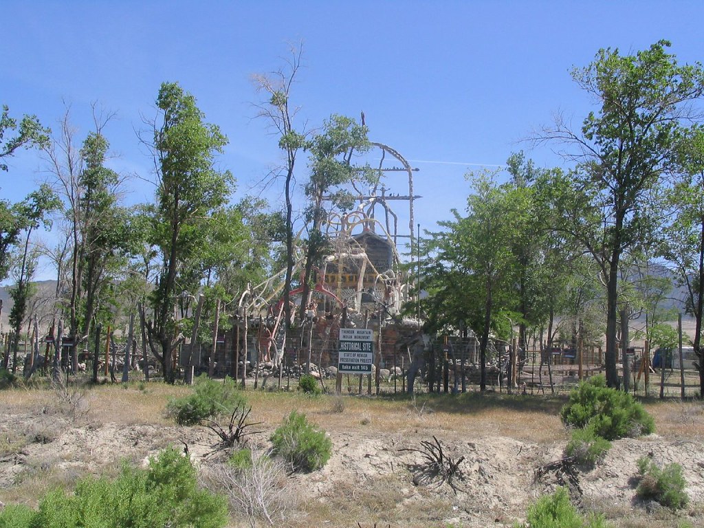 Thunder Mountain, Imlay, Nevada The Thunder Mountain Monum… Flickr