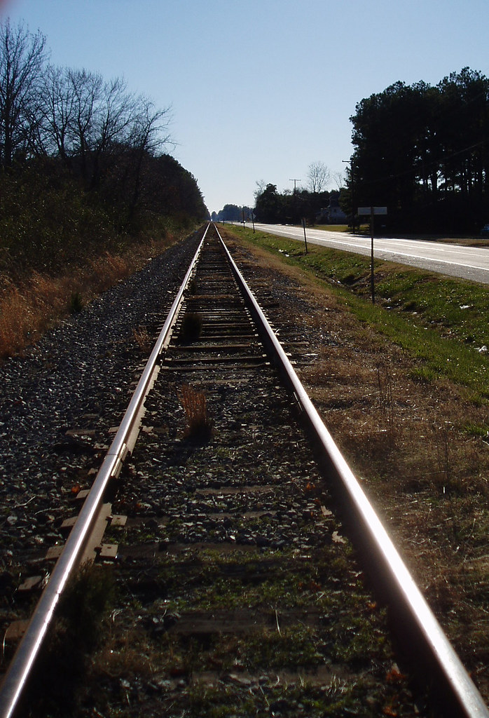 Looking south from Greenbush, Virginia Vanishing points ar… Flickr