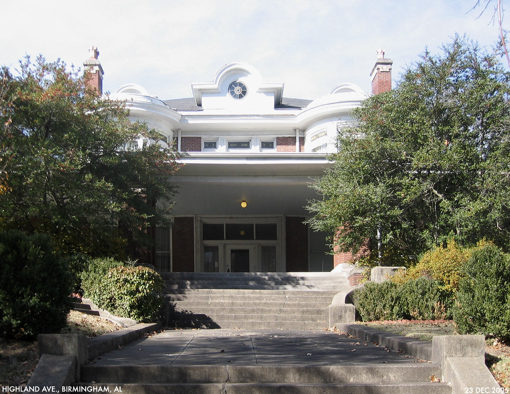 Highland Ave 1 Dystopos Flickr