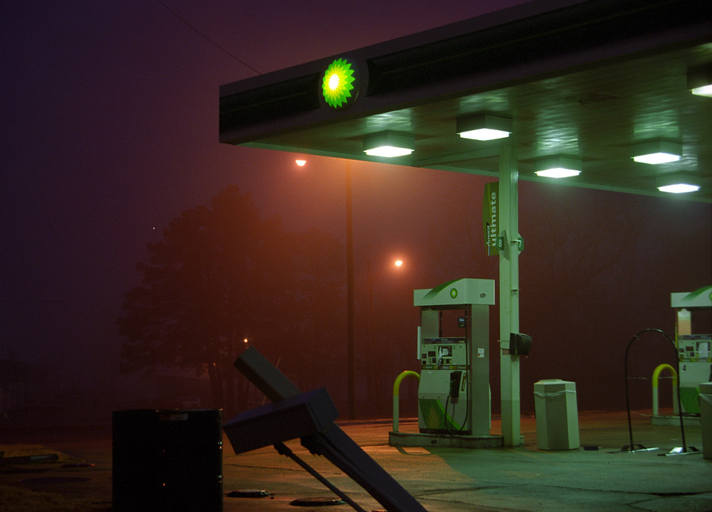 Gas station, Forrest City, Arkansas, 2006. static.flickr.… Flickr