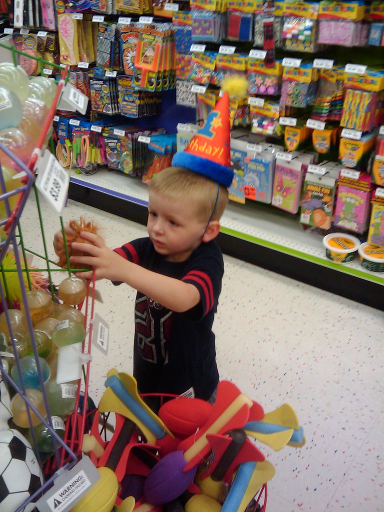 Checking Out Birthday Party Supplies At Party City in Vale… Flickr