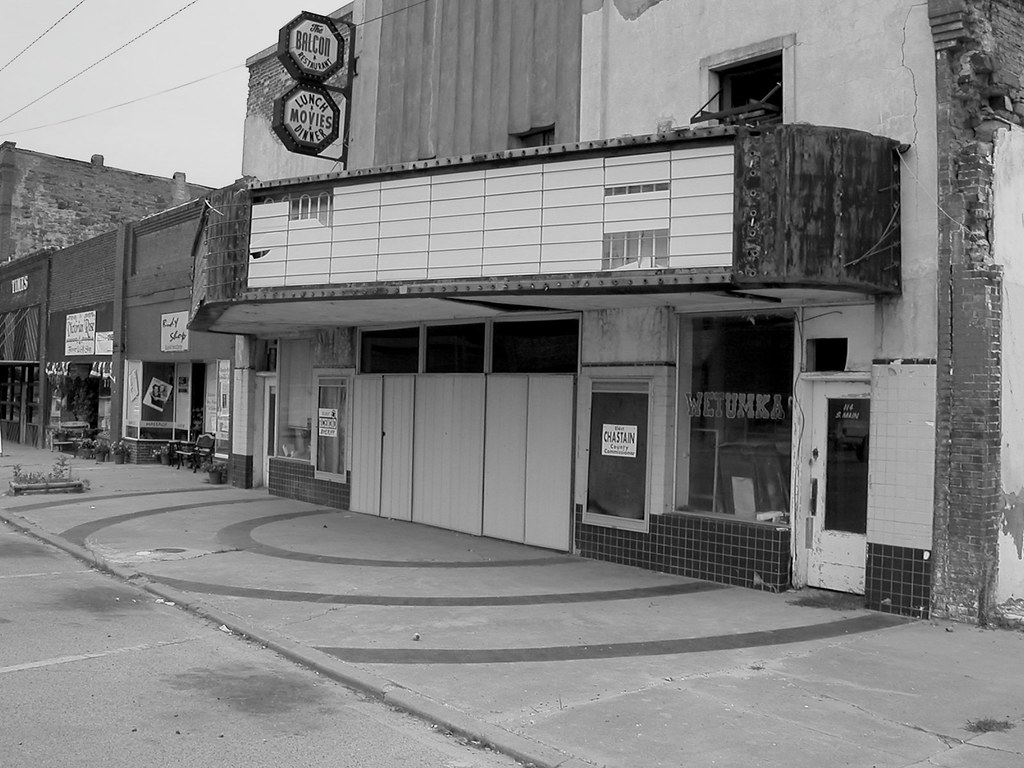 Wetumpka 009 Movie Theater, July 2004 Egyptianegg Flickr