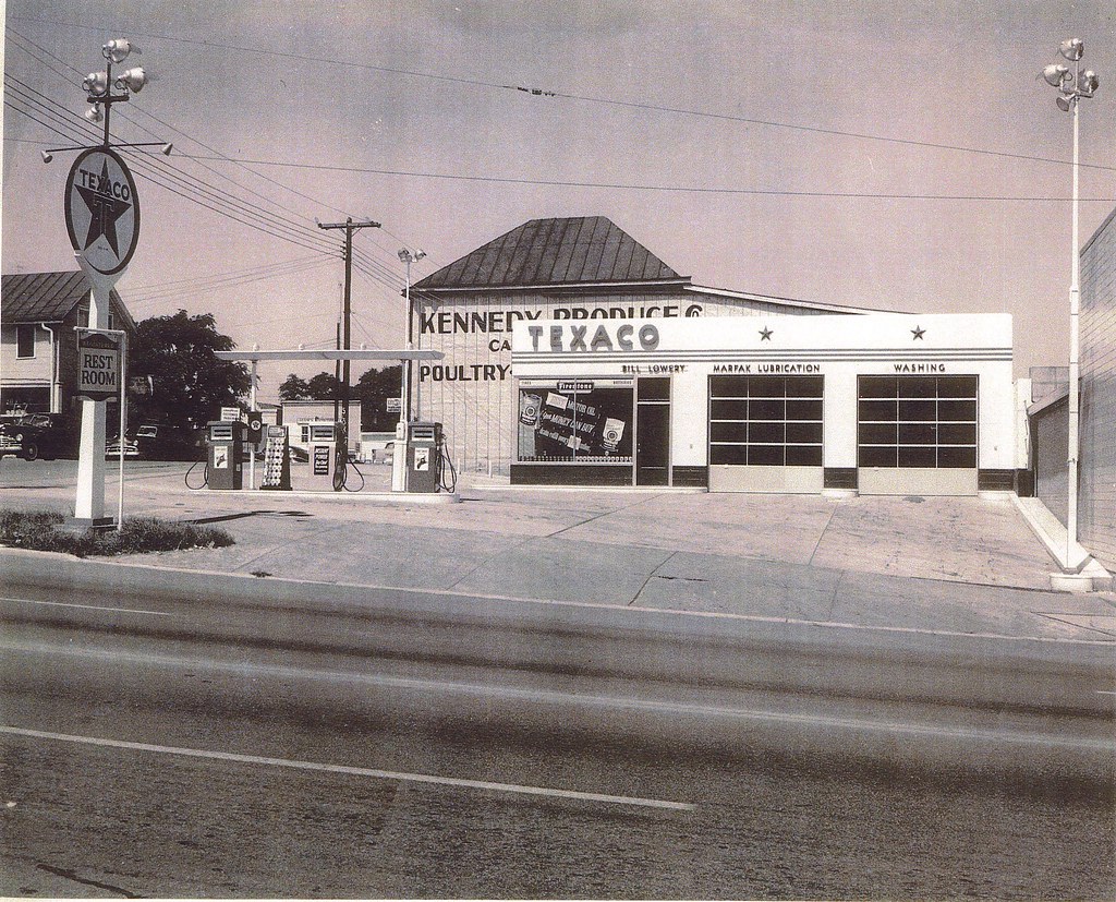 LOWERYS_TEXACO_SERVICE_STATION_300DPI_COLOR_01 motion69ss427 Flickr