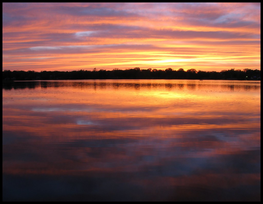Sunset on Lily Lake, Lakemoor, IL pentachoron Flickr
