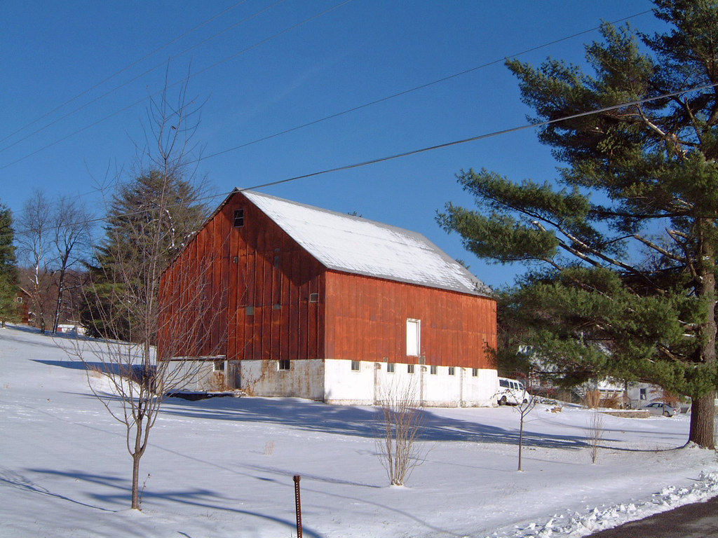 Red Barn on Boy Scout Road Brian Fornear Flickr