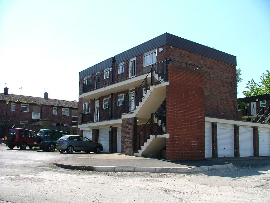 Nice flats Near stalybridge John Flickr