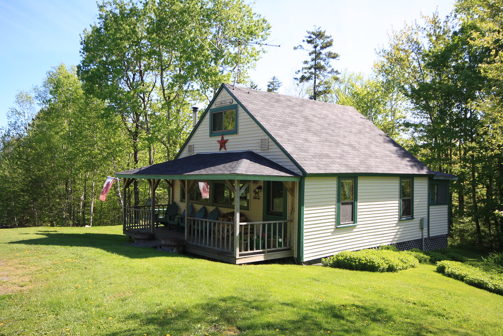 Wilson Pond Camps on Wilson Pond, Maine Dana Moos Flickr