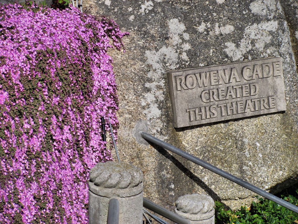 Rowena Cade created this theatre Minack theatre, on the so… Flickr