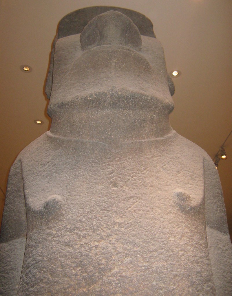 Hoa Hakananaia, Easter Island Statue, The British Museum, … Flickr