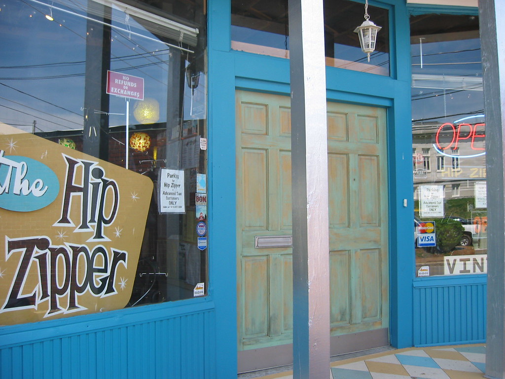 IMG_0991 The Hip Zipper Historic East Nashville Merchants