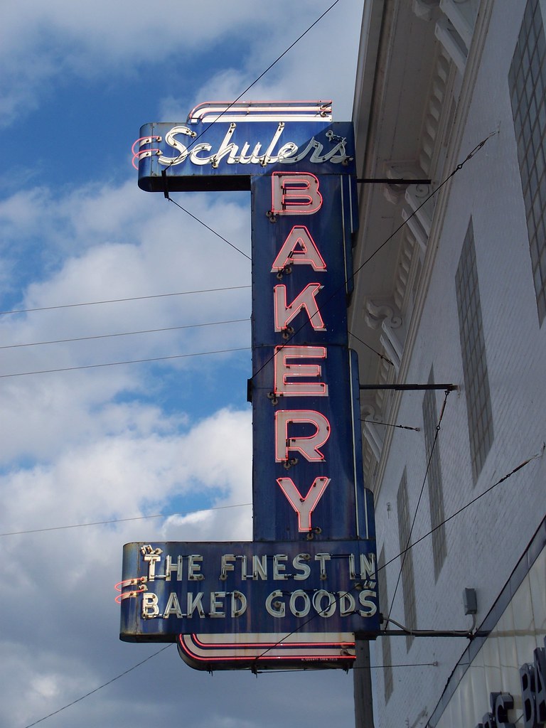 OH Springfield Schuler's Bakery Vintage neon sign for Sch… Flickr