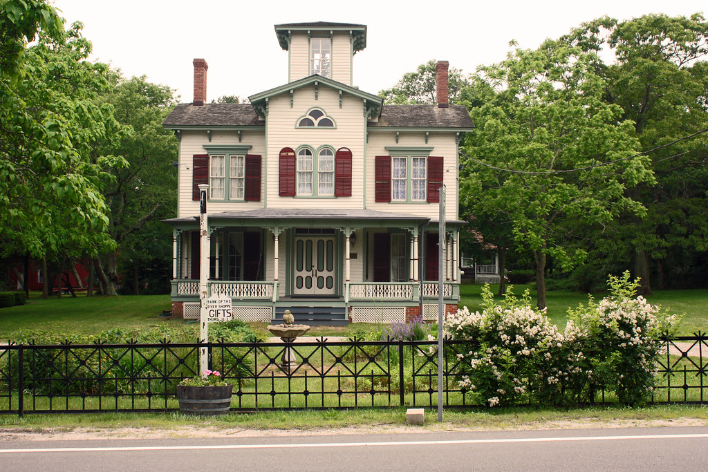 The HewlettHawkins House of Yaphank The only early Victor… Flickr