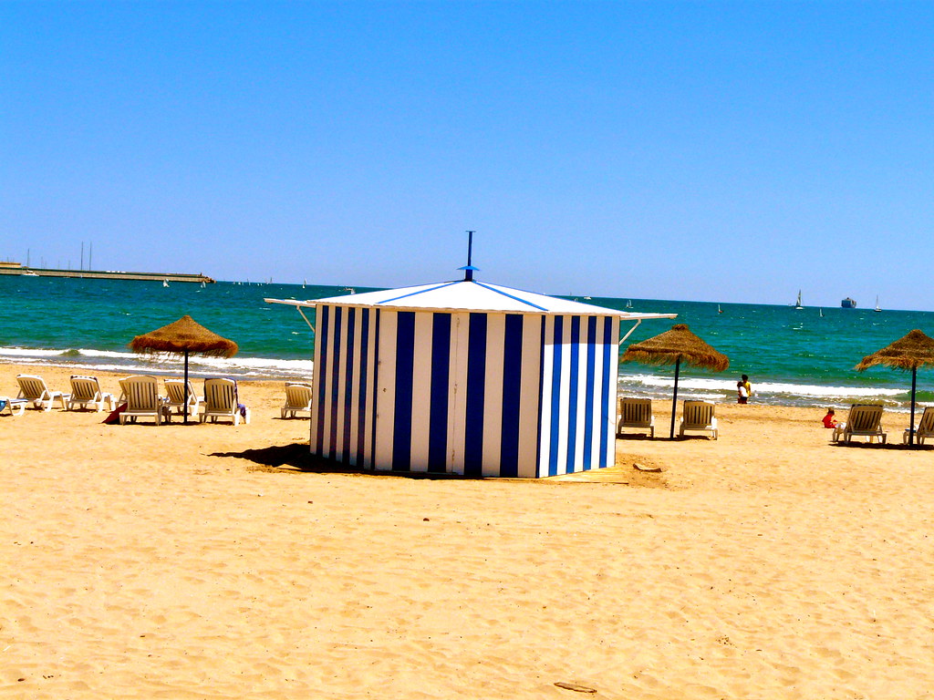 Playa de Pinedo Valencia La inocencia mata Hoy el poder,… Flickr