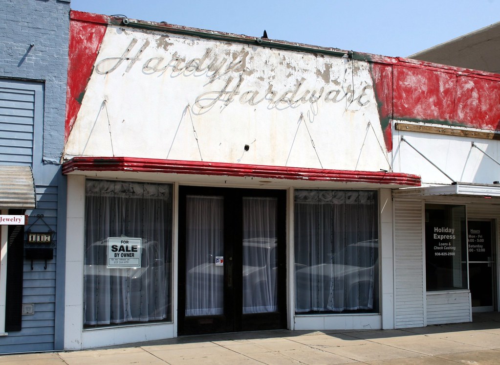 hardy's hardware A victim of WalMart/Target/Lowe's/Home D… Flickr