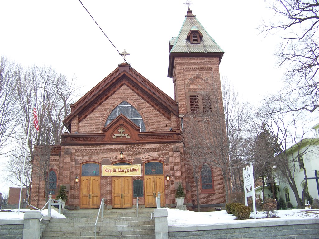 St. Mary's Church A Catholic church in Newburgh, NY. The a… Flickr