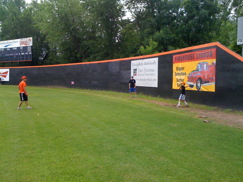 216 Dundas Dukes Flickr