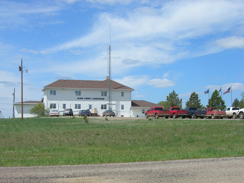 Slope County Courthouse Amidon, North Dakota Constructed i… Flickr