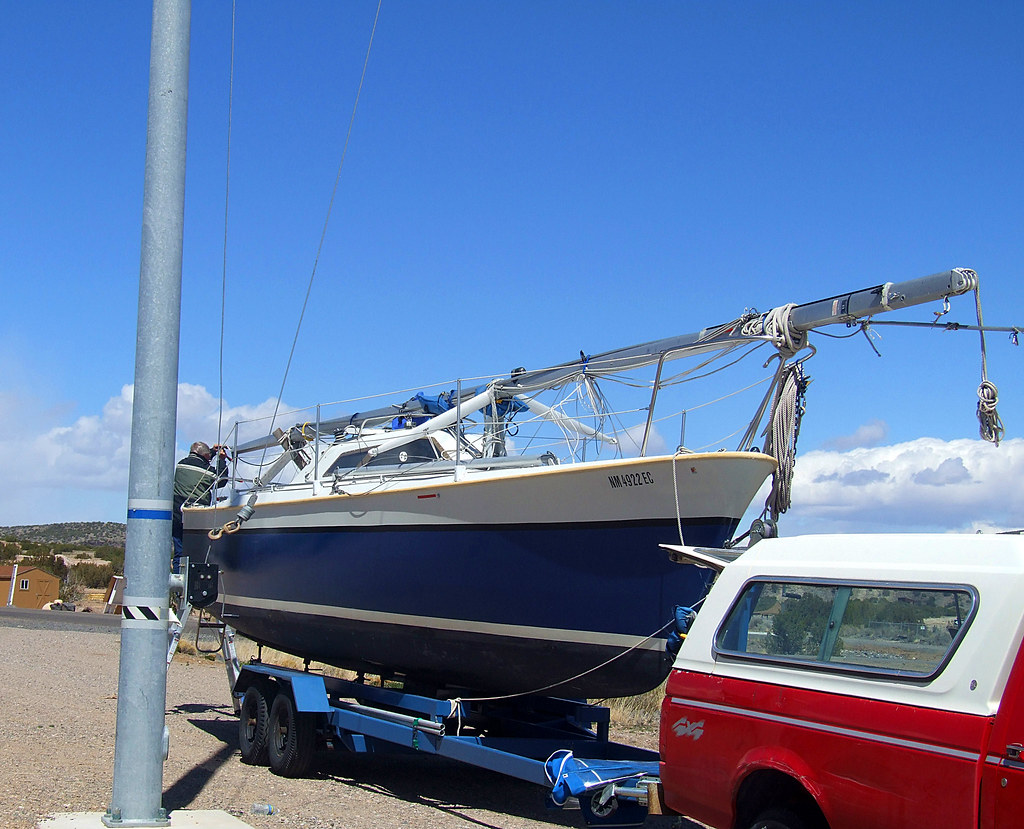 Rigging Blue Frog Blue Frog II is a 30ft C&C with a retrac… Flickr