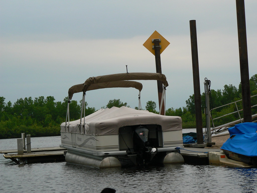 La Crosse, Wisconsin Parked Boat View my blog at tgaw.wo… Flickr