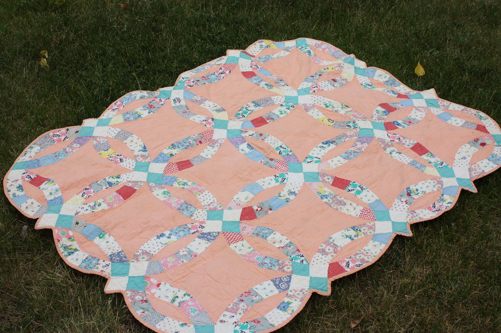 Antique baby quilt Vintage baby quilt made in the 30's or … Amy