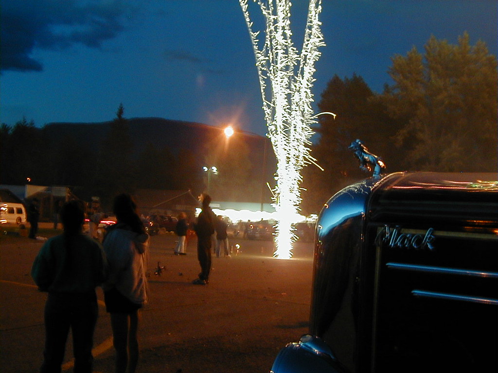 Hungry Horse, MT 4th of July 2002 These fireworks photos… Flickr