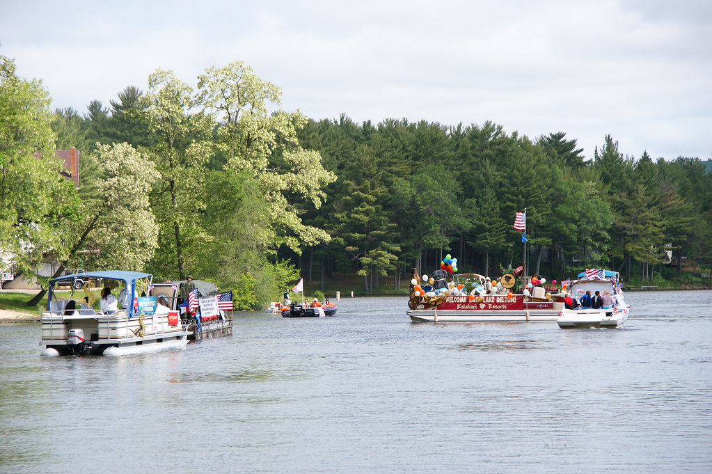 Back Lake Delton Boat Parade in Wisconsin Dells Flickr