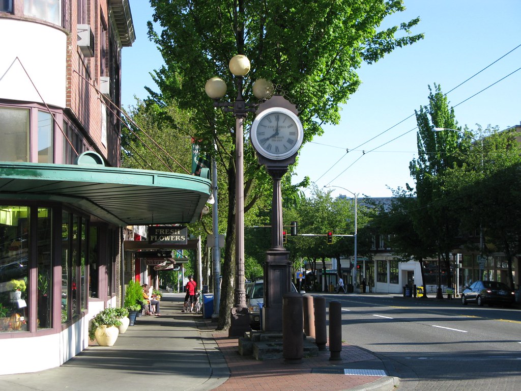 Columbia City Rainier and Ferdinand, Columbia City neighbo… Flickr