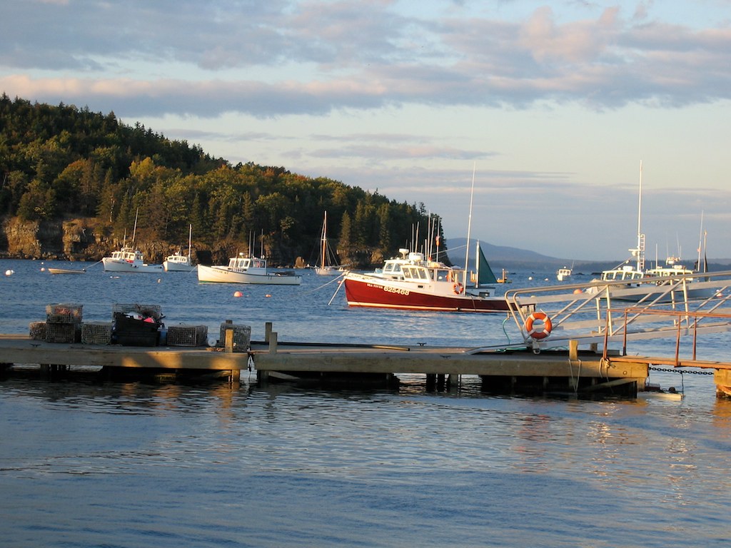 Bar Harbor The charming waterfront of Bar Harbor, Maine, w… Flickr