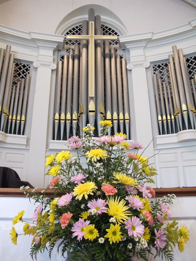 25807 Memorial Flowers First Presbyterian Church June 12 2… Flickr