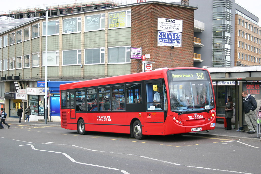 Travel London 8509 350 Hayes and Harlington station (128_2… Flickr