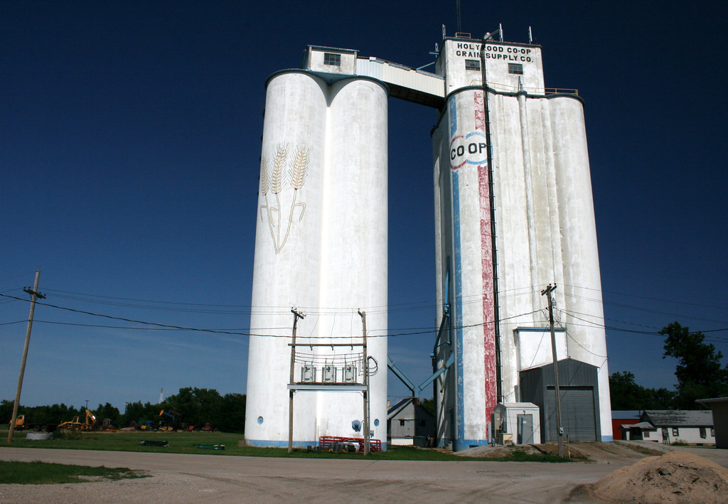 HOLYROOD COOP GRAIN & SUPPLY CO. Holyrood, Kansas Vincent Parsons