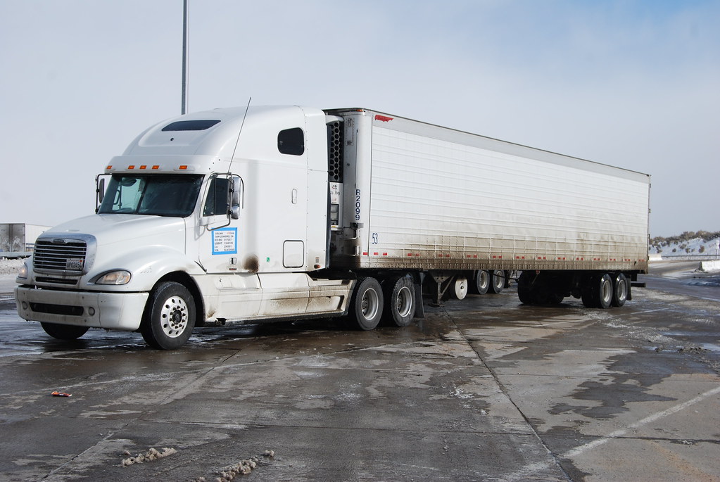 5003 R2099 in Evanston, WY Freightliner Columbia truck I d… Flickr
